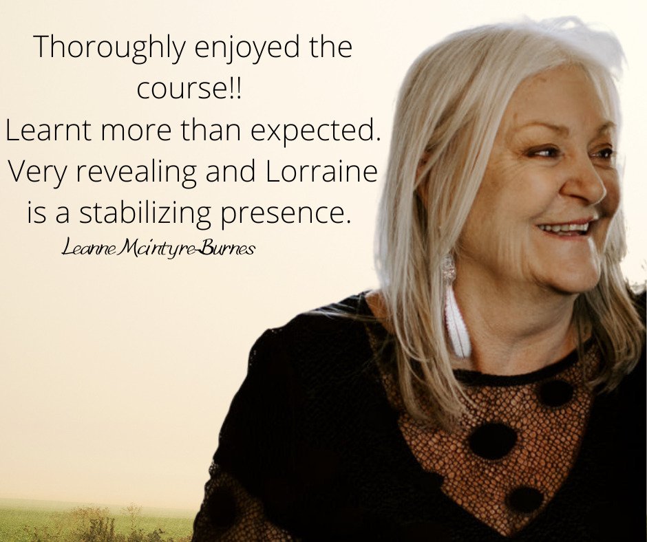 Self-reflection course online review -Leanne McIntyre Burnes photo and testimonial. Smiling!